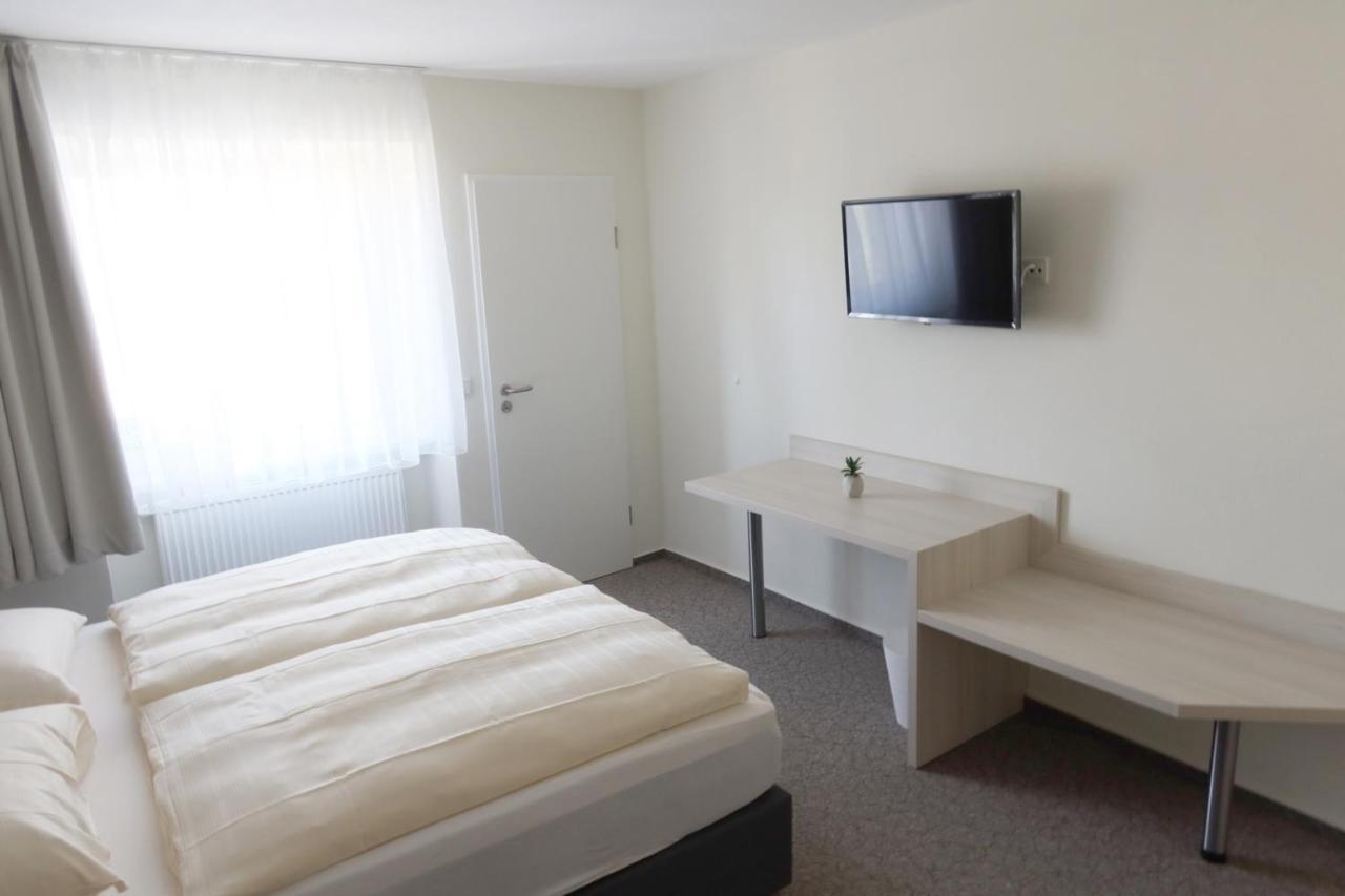 Hotel Waldoza Waldmohr Екстериор снимка