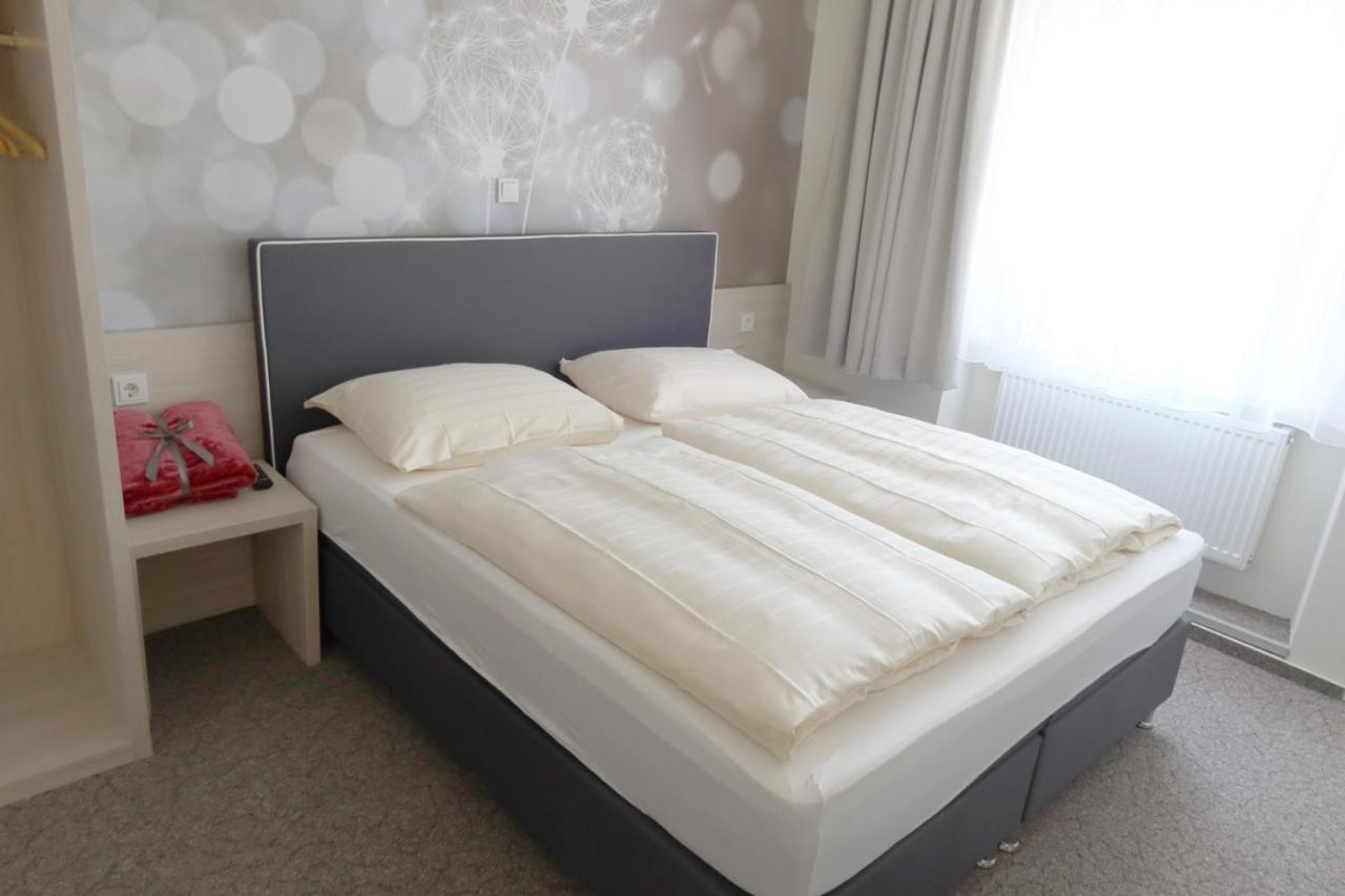 Hotel Waldoza Waldmohr Екстериор снимка
