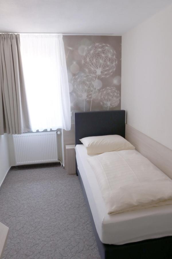 Hotel Waldoza Waldmohr Екстериор снимка